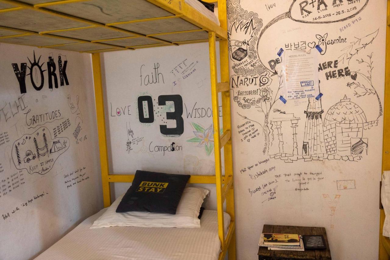 Bunkstay Coworking Hostel & Glamping Rishīkesh Buitenkant foto