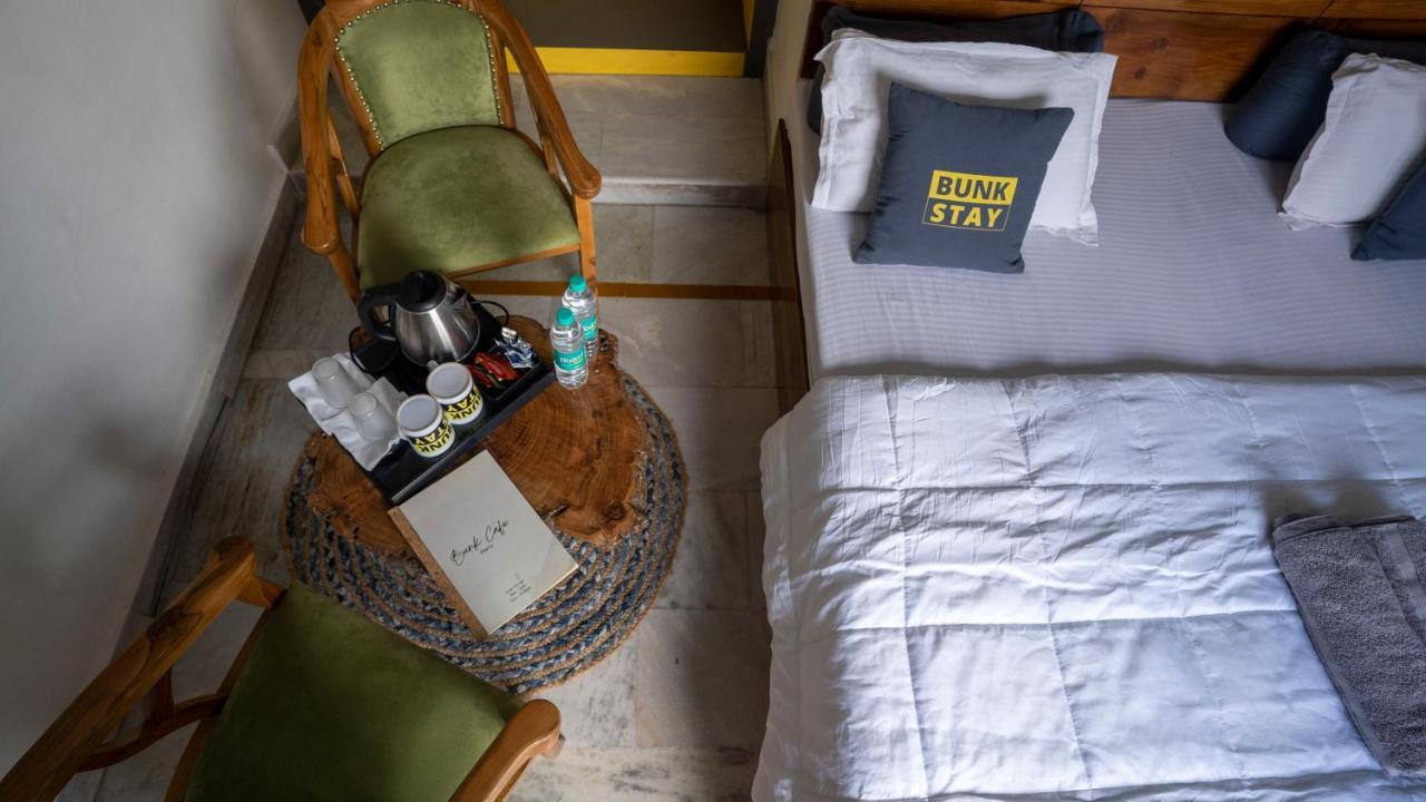 Bunkstay Coworking Hostel & Glamping Rishīkesh Buitenkant foto