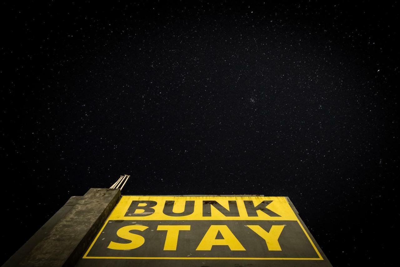 Bunkstay Coworking Hostel & Glamping Rishīkesh Buitenkant foto