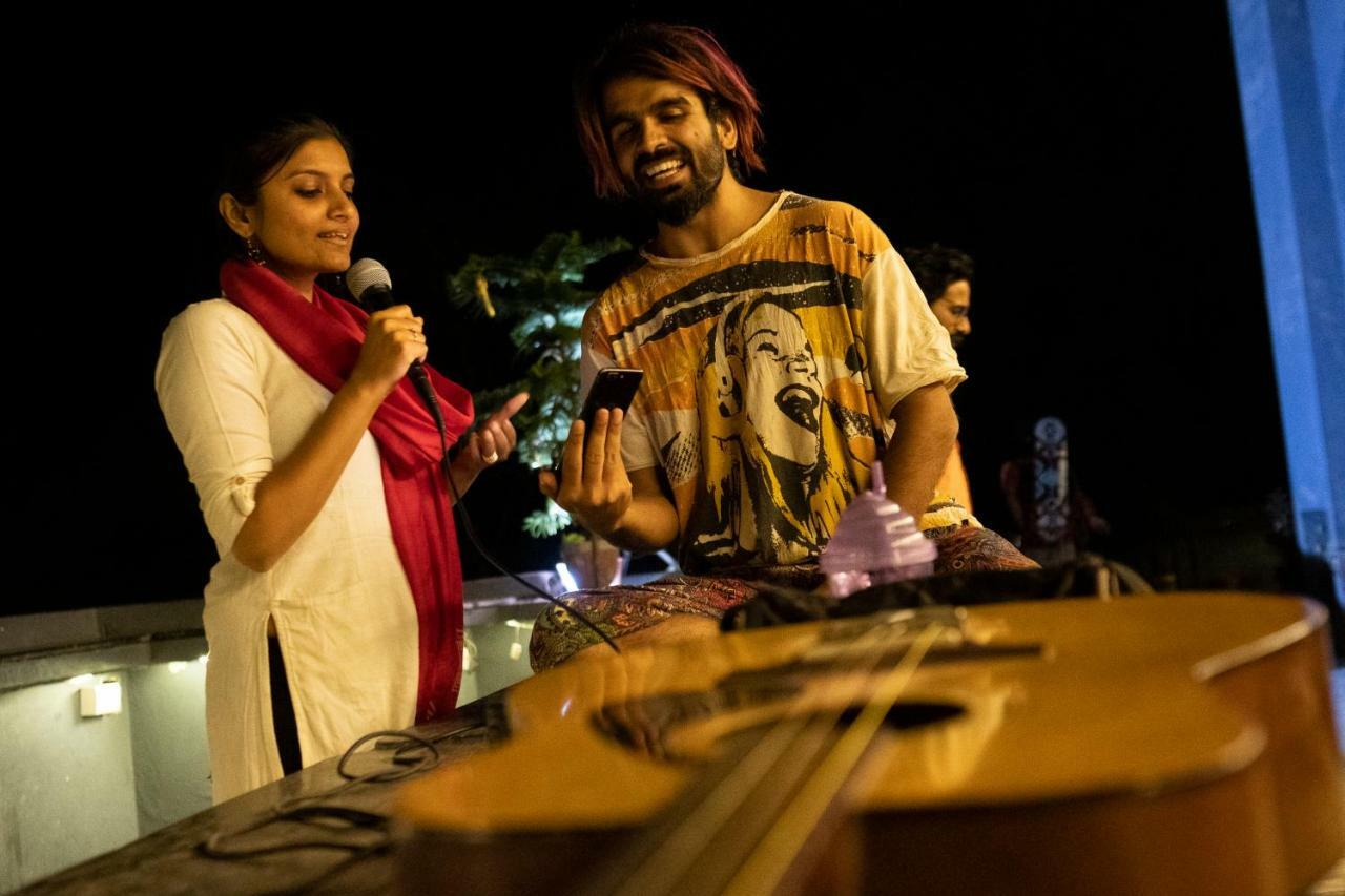 Bunkstay Coworking Hostel & Glamping Rishīkesh Buitenkant foto